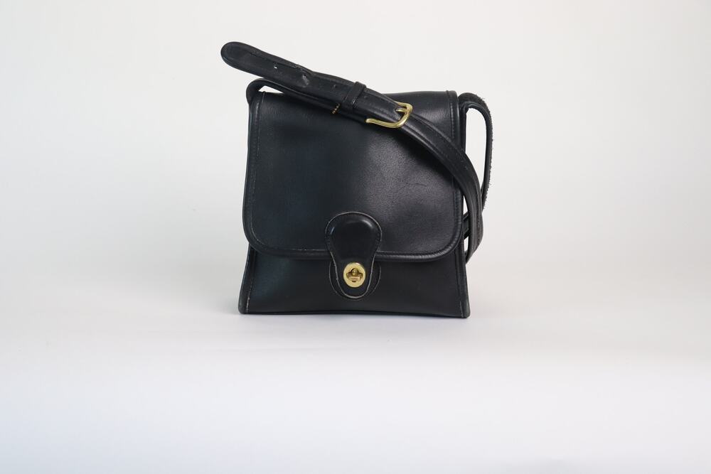 Vintage 1990's Coach Shelburne Flap Style 9038